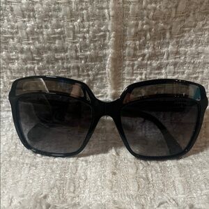 Authentic CHANEL Black Sunglasses 5378 c.501/S6